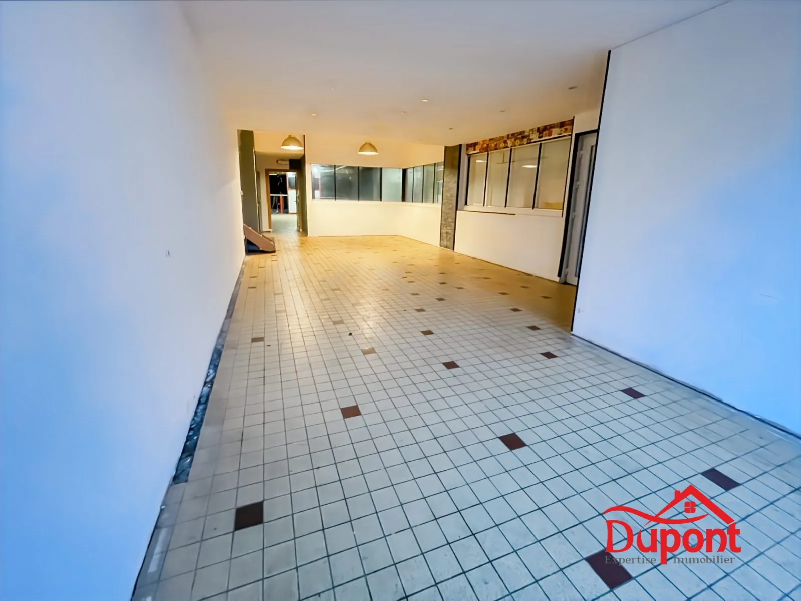 Local commercial à vendre à Englefontaine - Opportunité d'investissement immobilière 