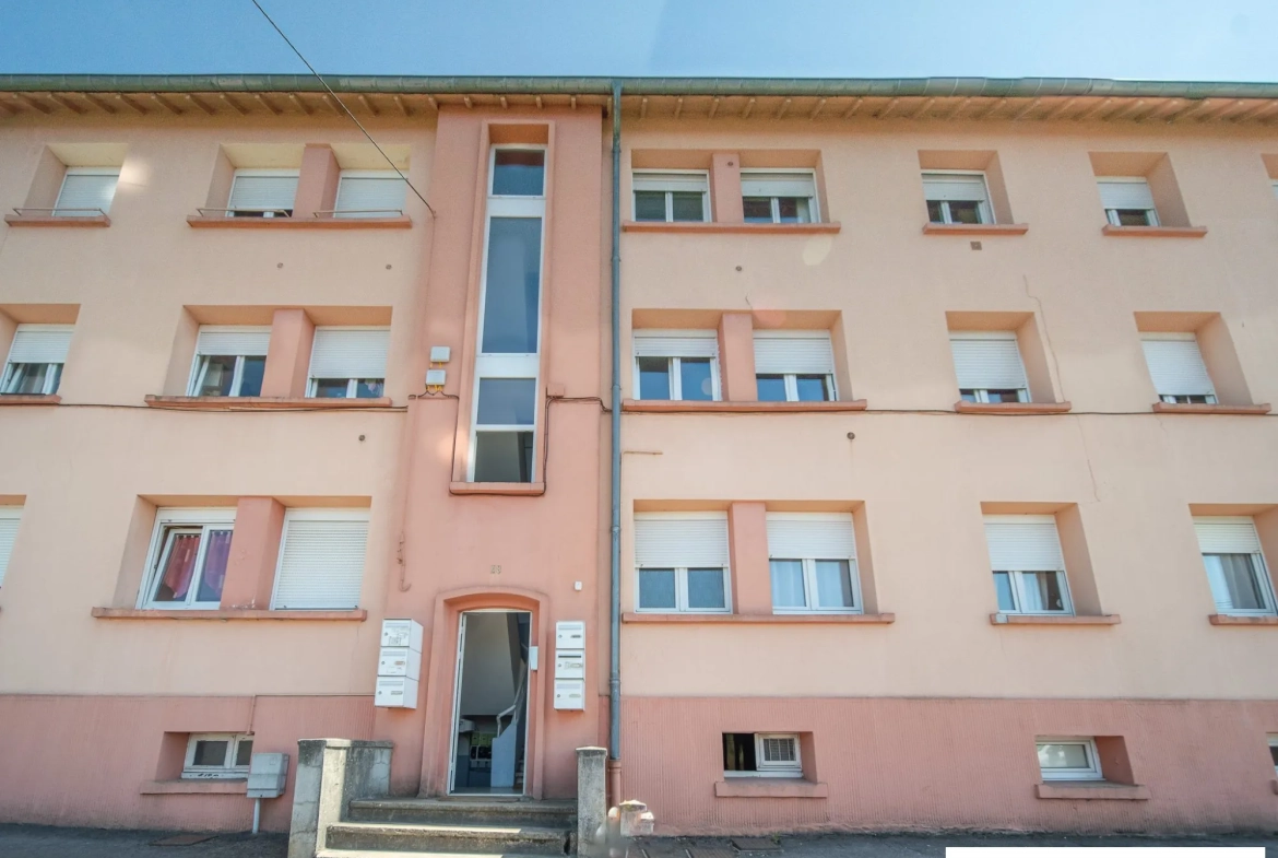 Appartement T3 à Audun-le-Tiche avec cave, proche de toutes commodités 