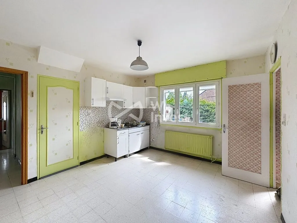 Maison à vendre à Féron – Pavillon avec 6 chambres, terrain de 14 ares, chauffage au gaz 