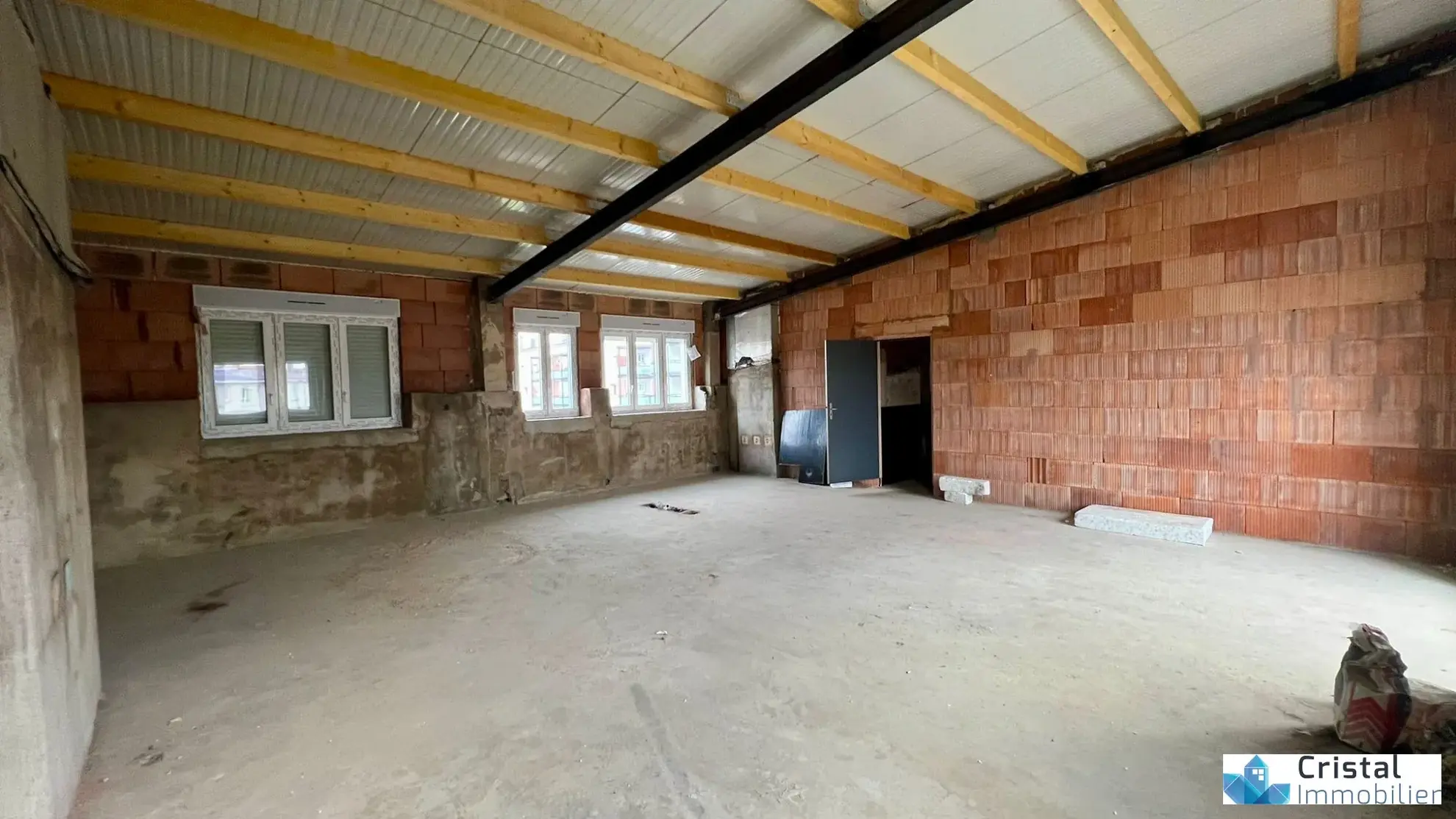 Appartement à rénover de 69 m² à Thionville, proche commodités 