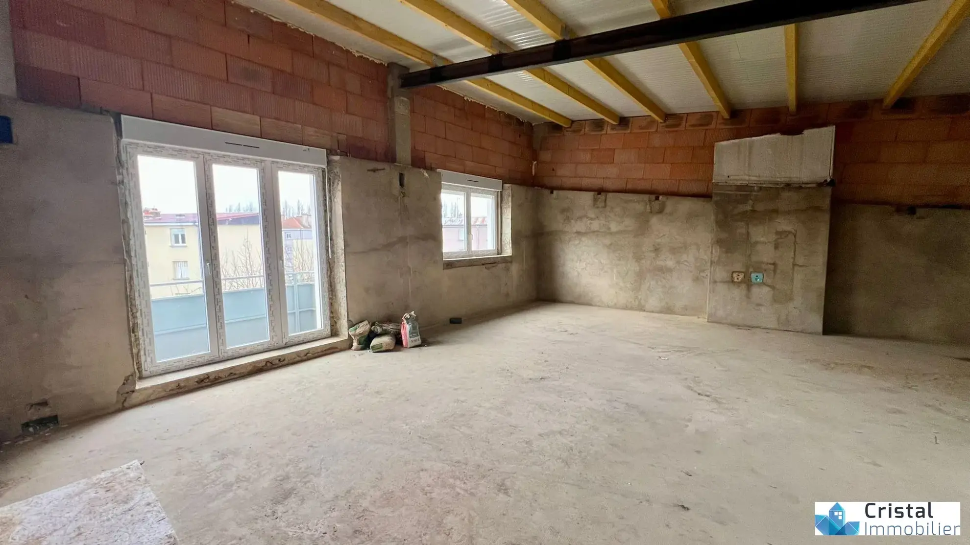 Appartement à rénover de 69 m² à Thionville, proche commodités 