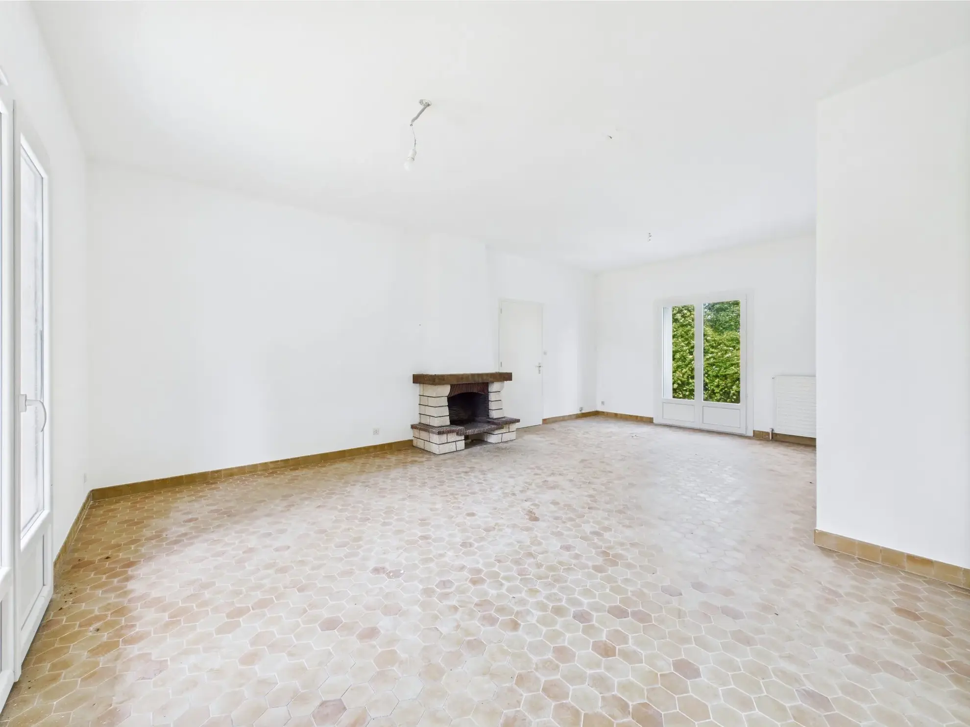 Belle maison de plain-pied avec 4 chambres à Fontenay-le-Comte 