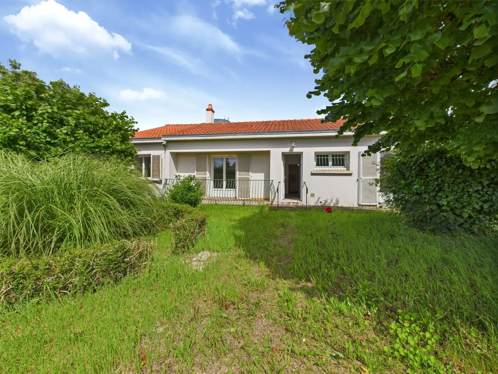 Belle maison de plain-pied avec 4 chambres à Fontenay-le-Comte 
