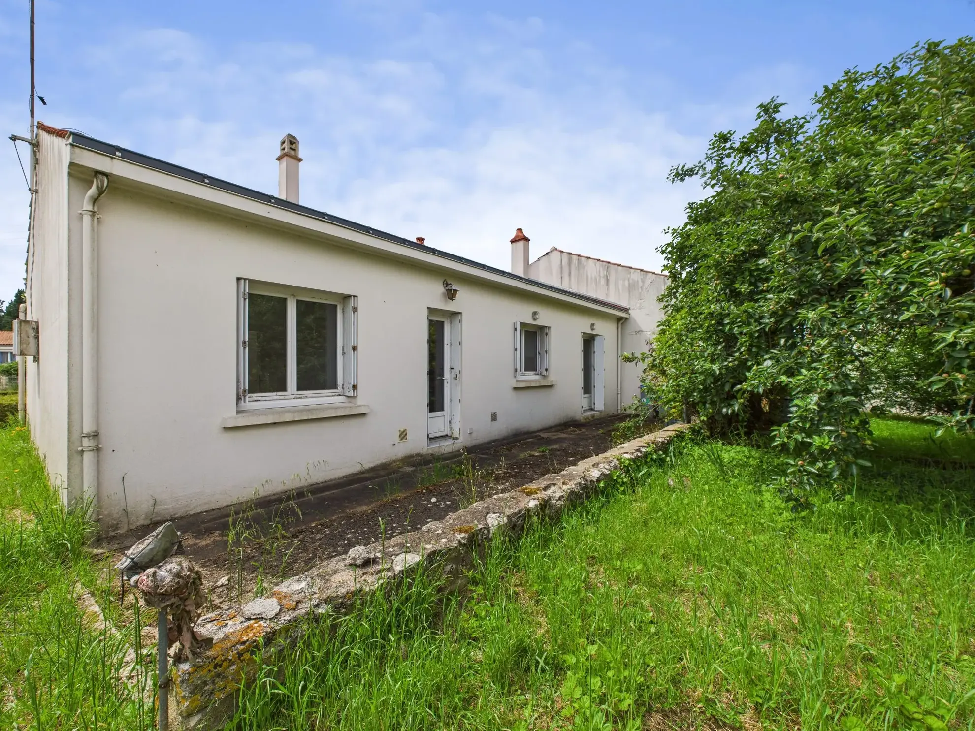 Belle maison de plain-pied avec 4 chambres à Fontenay-le-Comte 