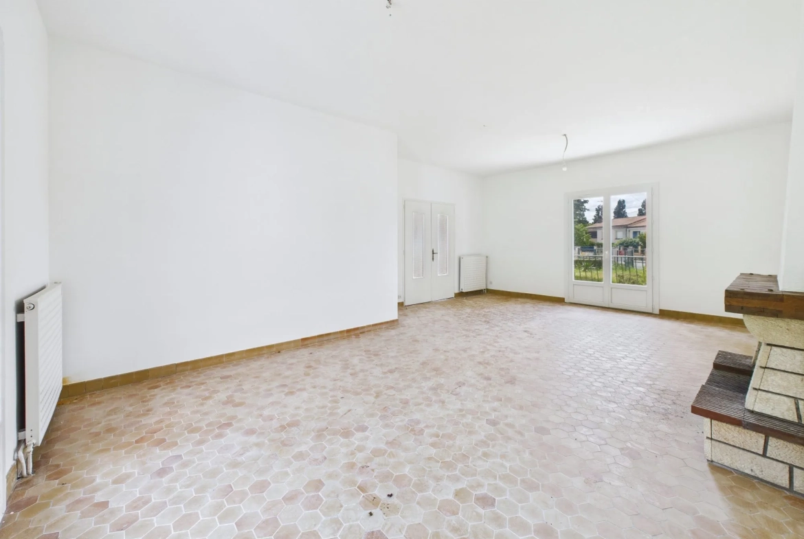Belle maison de plain-pied avec 4 chambres à Fontenay-le-Comte 