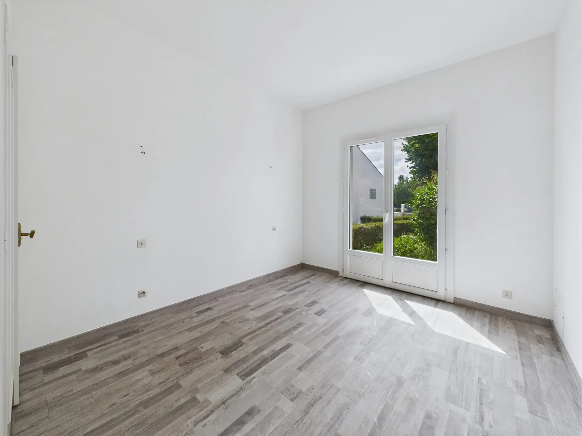 Belle maison de plain-pied avec 4 chambres à Fontenay-le-Comte 