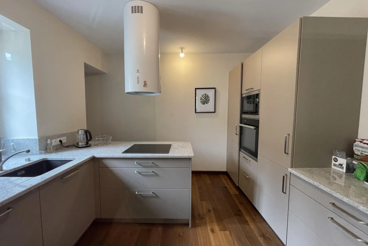 Bel appartement rénové de 206 m² à Remiremont en centre-ville 