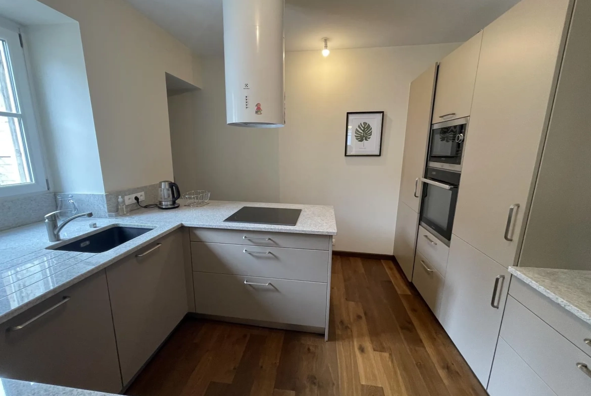 Bel appartement rénové de 206 m² à Remiremont en centre-ville 