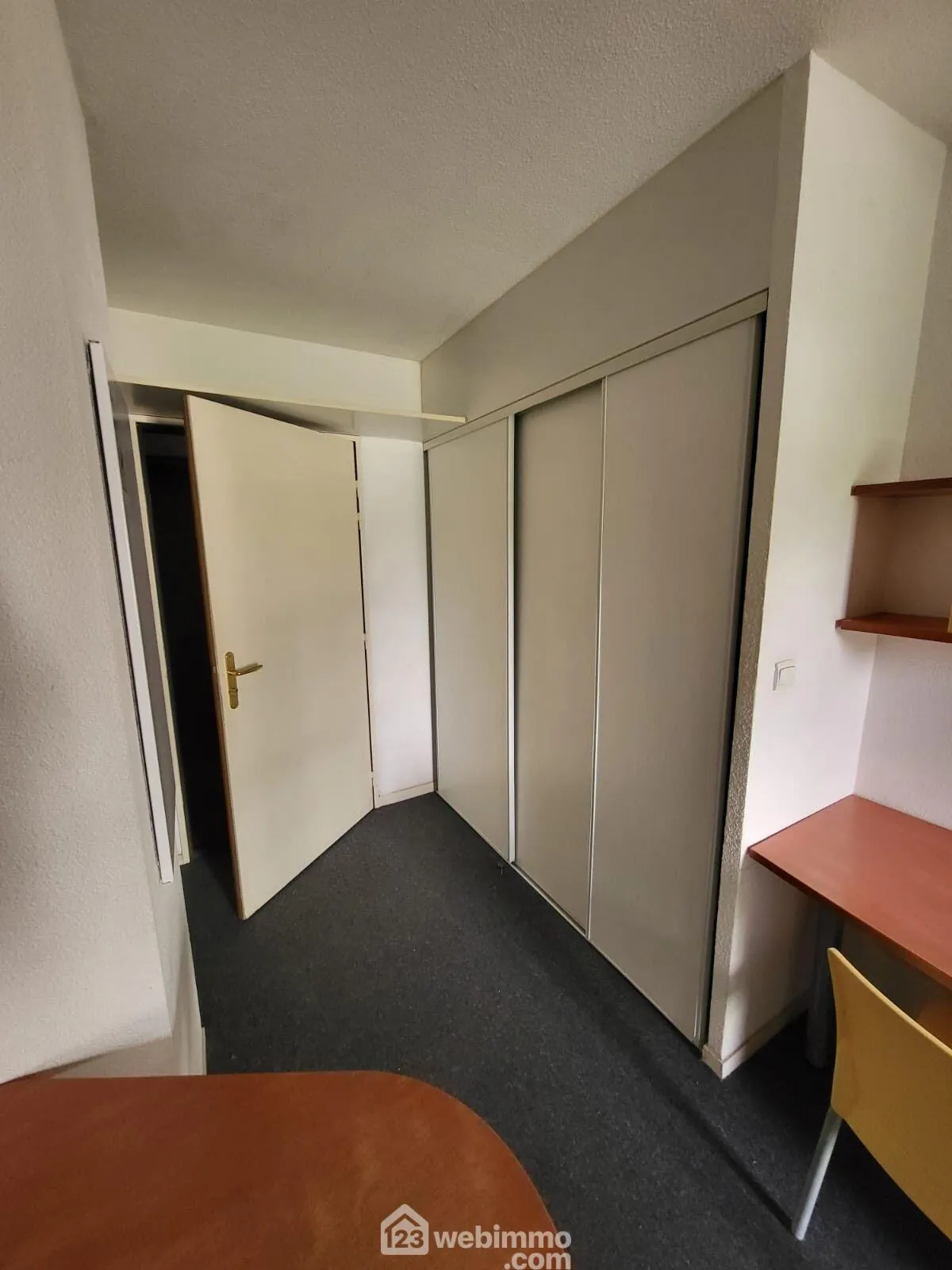 Studio meublé en location à Serris avec rentabilité et gestion sécurisée 
