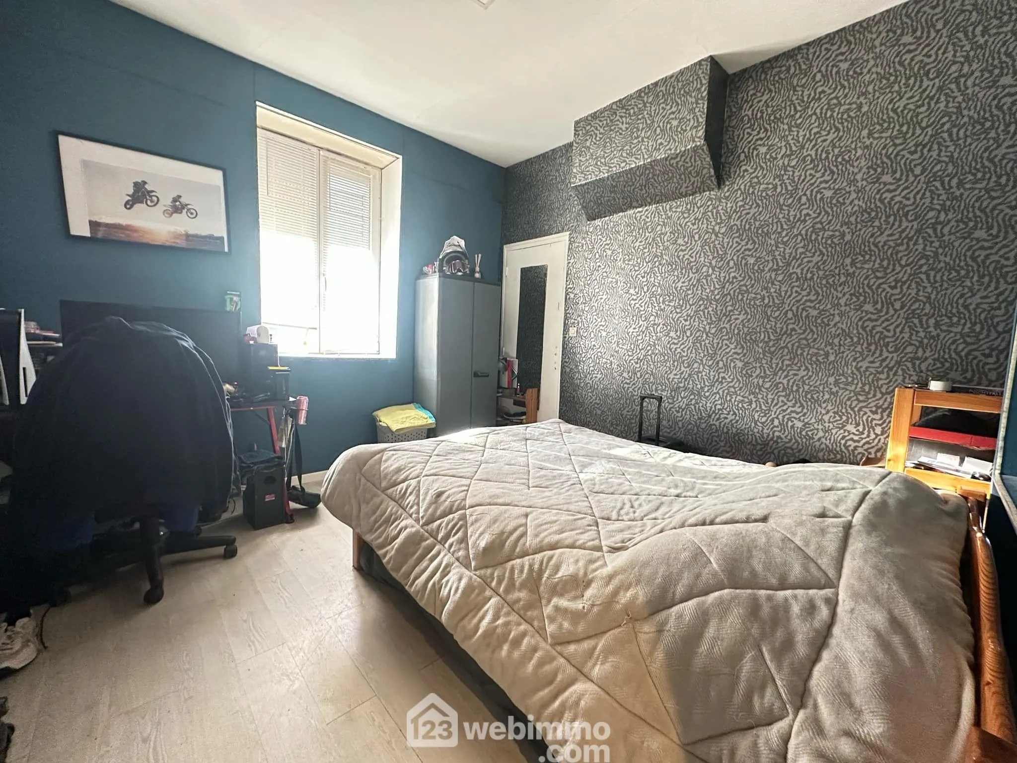 A vendre maison de 181 m² à Saint-Gobain avec 5 chambres, cour et garage 