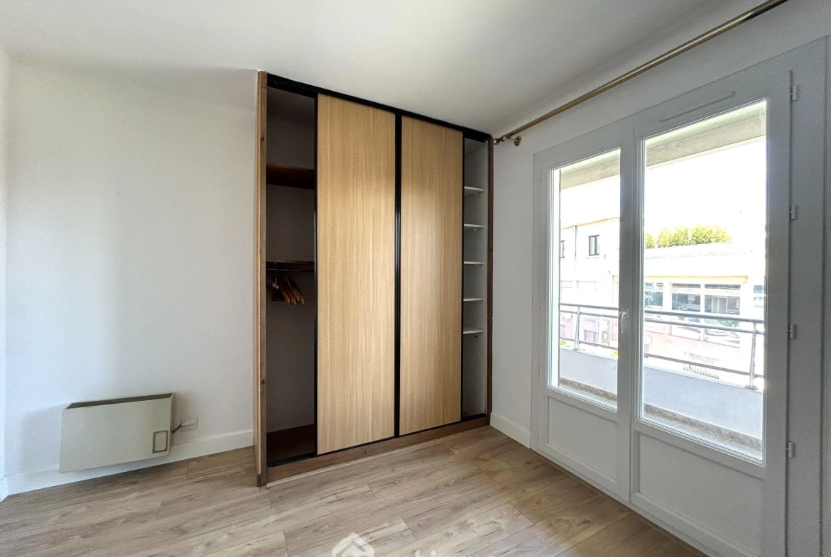 Maison neuve 4 chambres à Pavilly - Confort moderne et faible consommation énergétique 