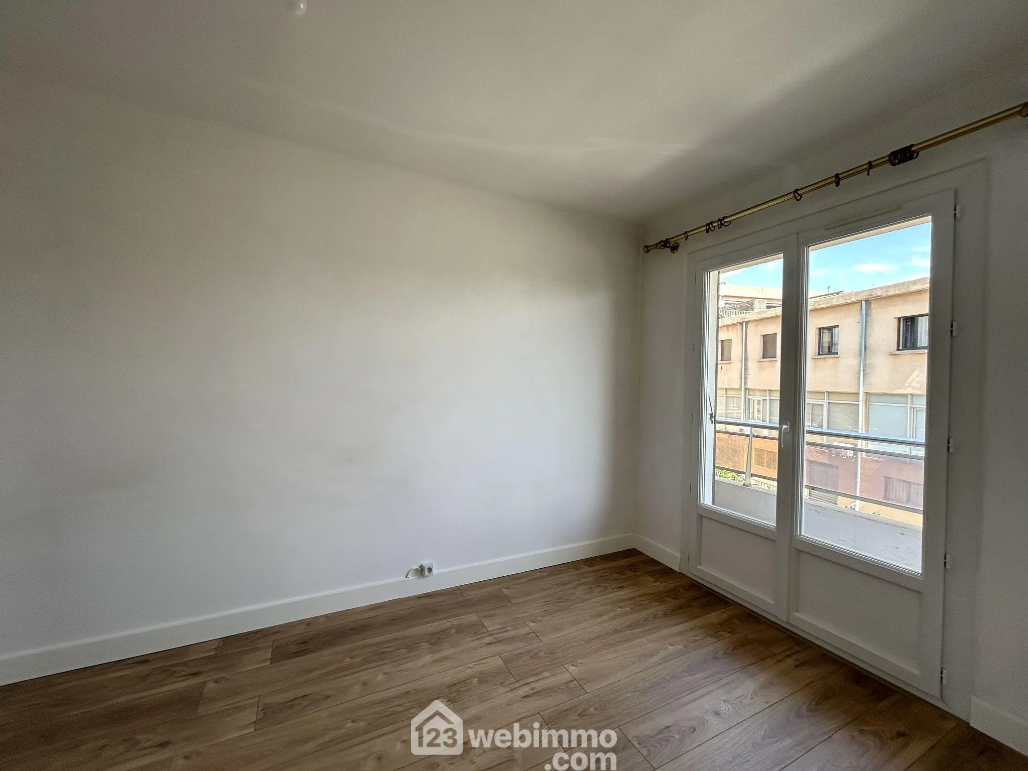 Maison neuve 4 chambres à Pavilly - Confort moderne et faible consommation énergétique 