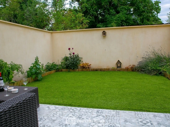 Maison de 65 m² à Milly-la-Forêt avec jardins et parking