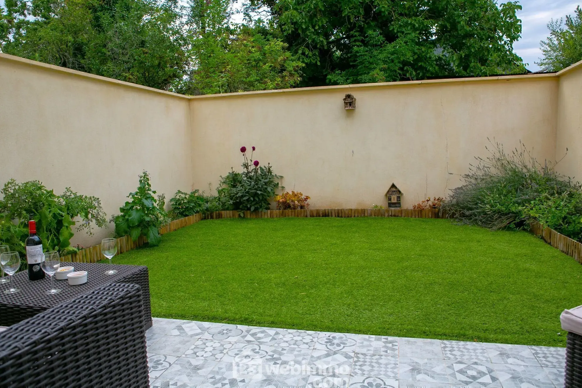 Maison de 65 m² à Milly-la-Forêt avec jardins et parking 