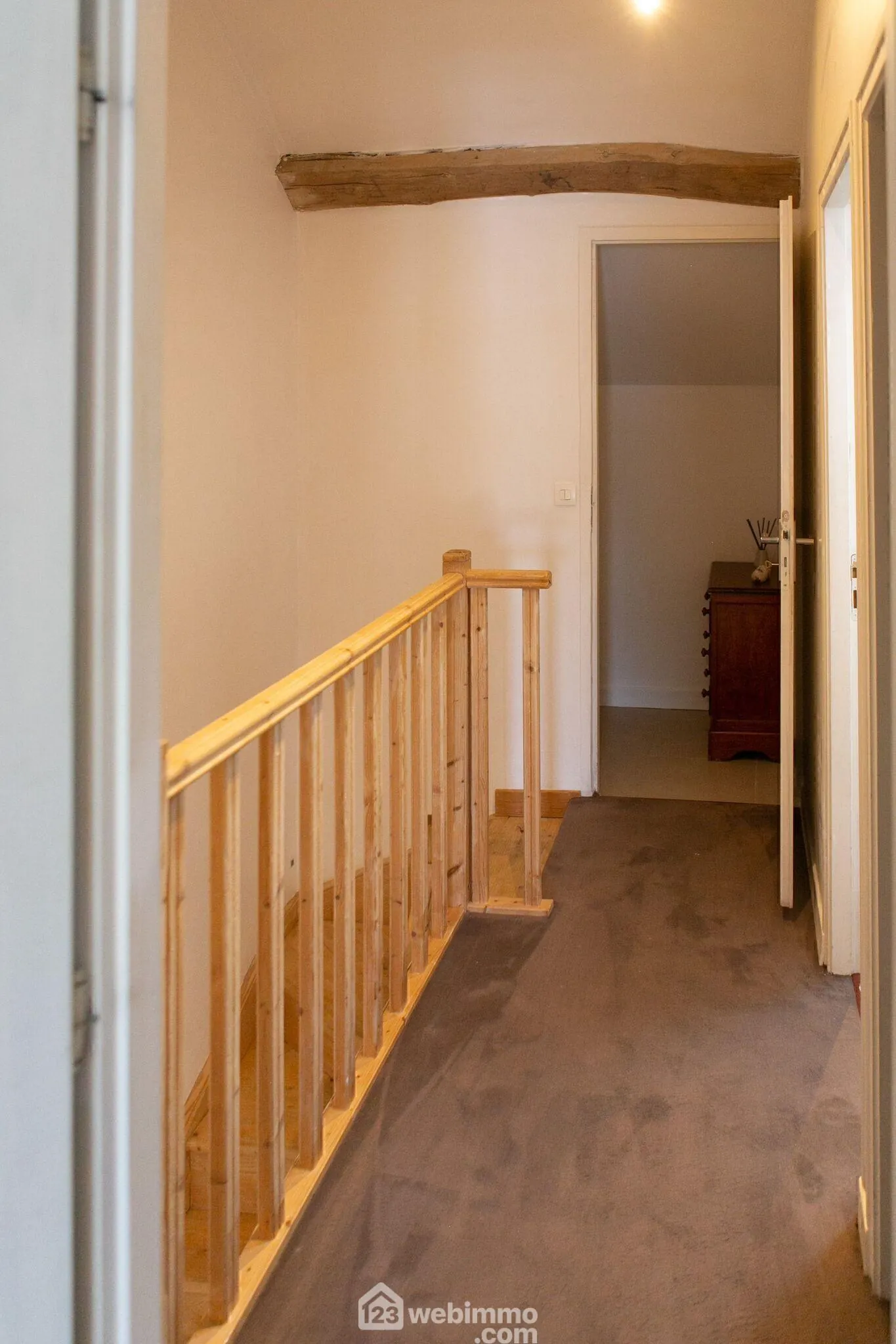 Maison de 65 m² à Milly-la-Forêt avec jardins et parking 