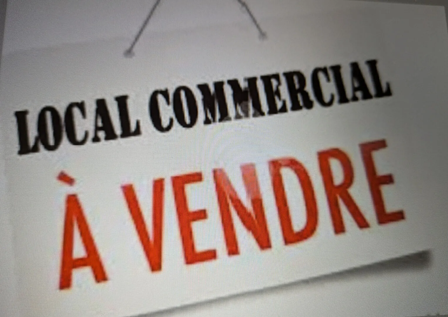 Murs commerciaux à vendre à Guillestre - 42,56 m², emplacement stratégique et rentabilité intéressante 