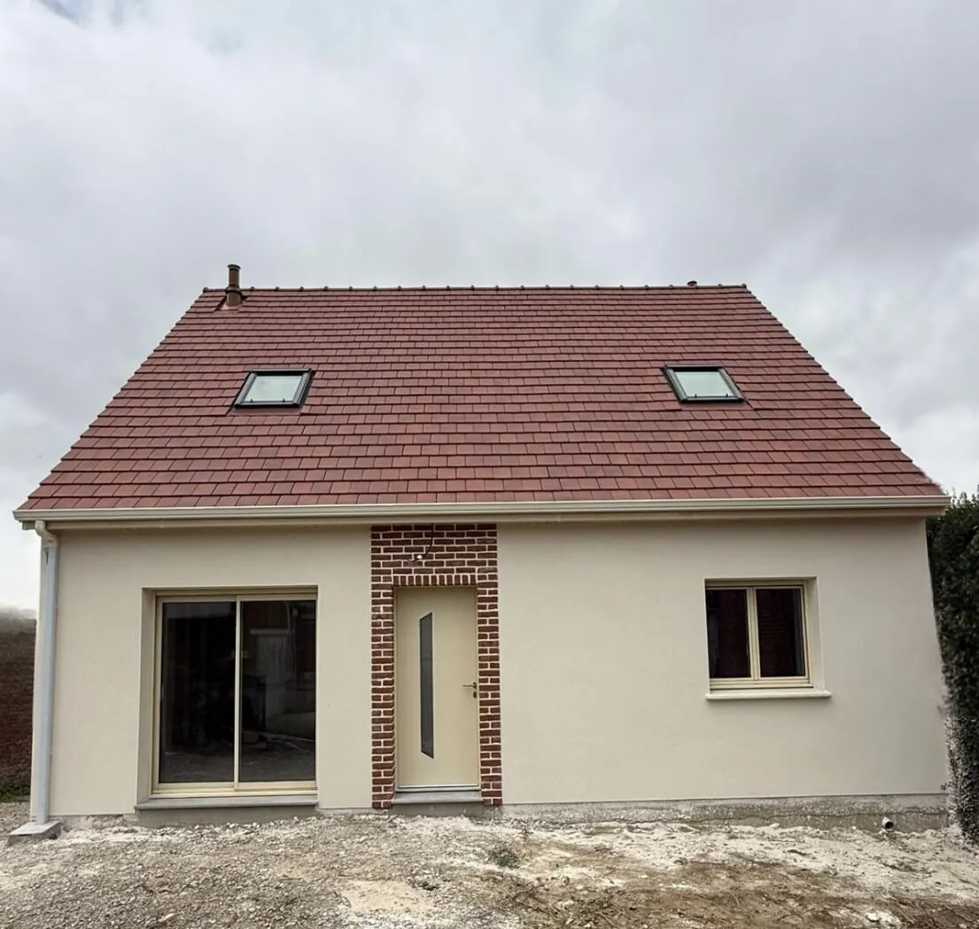 Maison neuve à Crouy-sur-Thelle de 93m² avec 3 chambres et terrasse 