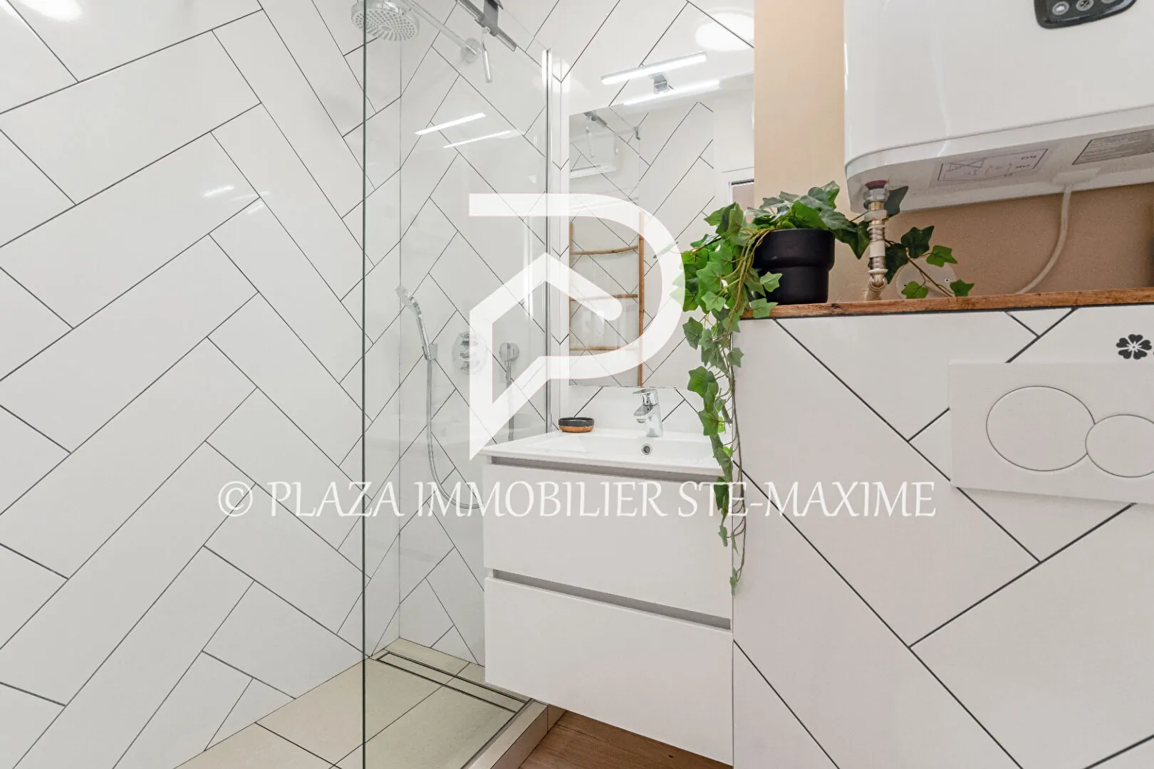 Vente Appartement 2 pièces de 31 m² à Sainte-Maxime, proximité plages 