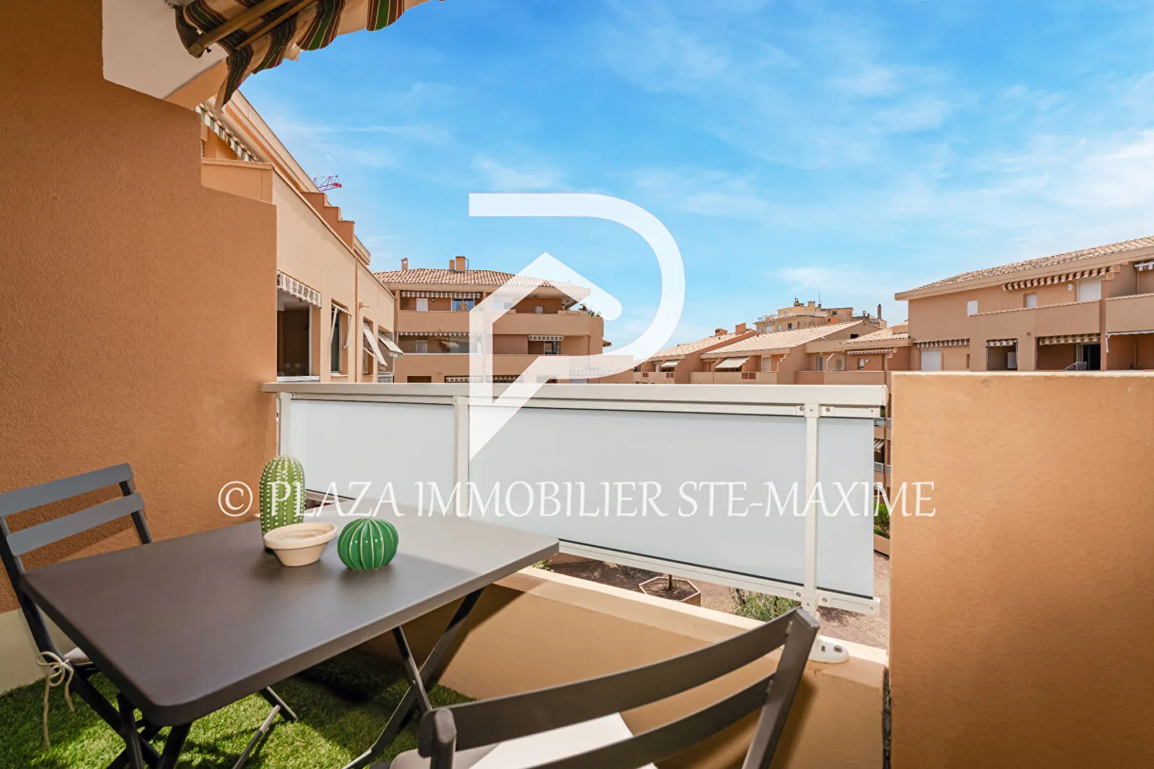 Vente Appartement 2 pièces de 31 m² à Sainte-Maxime, proximité plages 