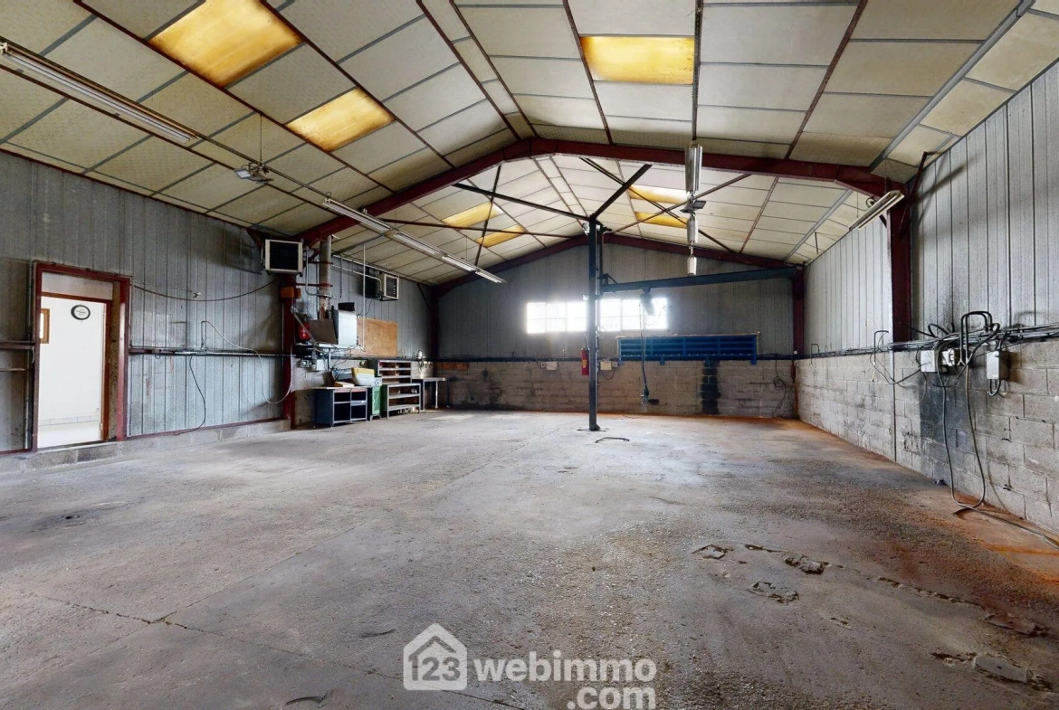 Vente d'un bâtiment industriel de 1326 m² à Thiescourt 