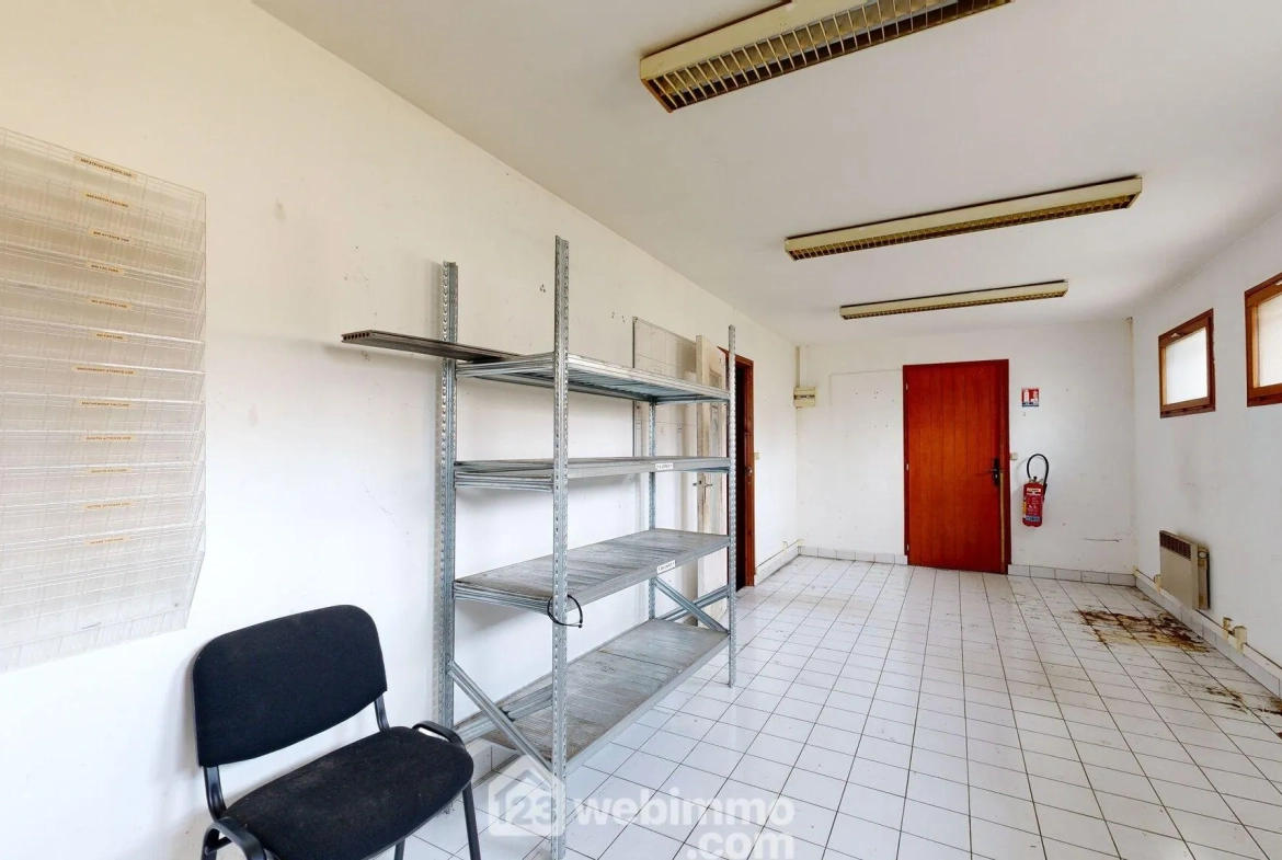 Vente d'un bâtiment industriel de 1326 m² à Thiescourt 