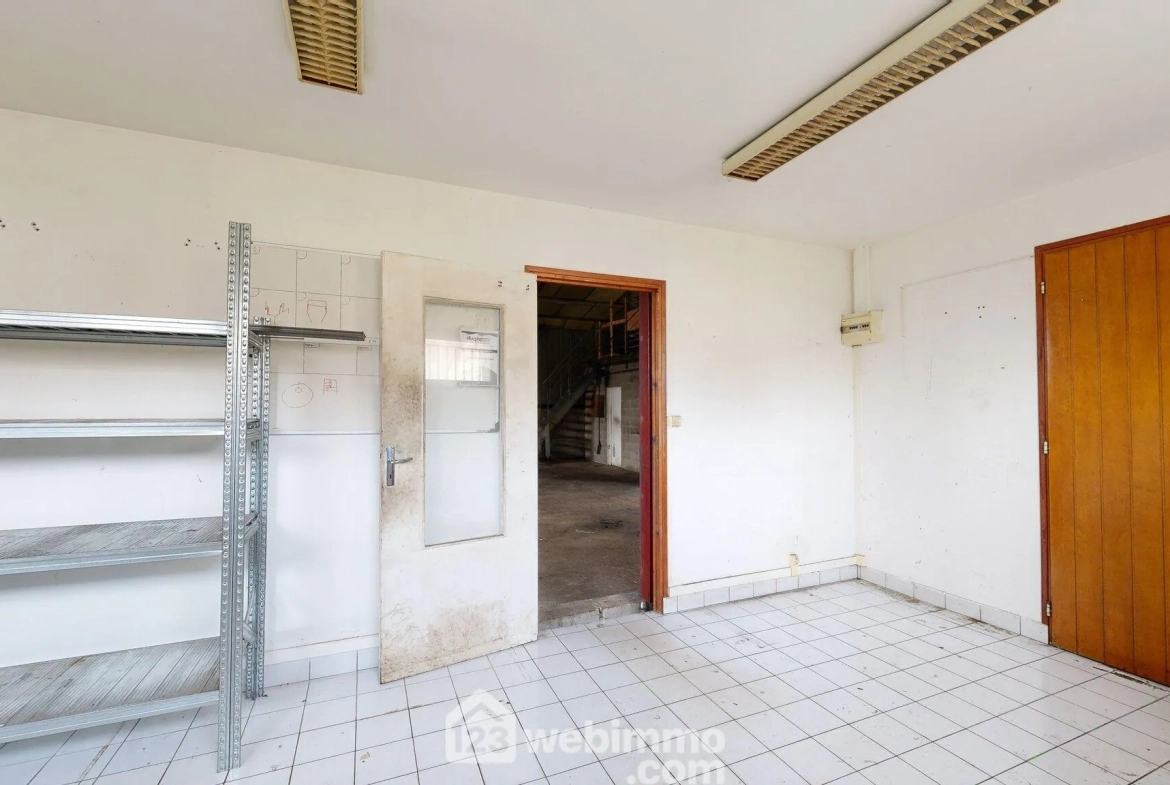 Vente d'un bâtiment industriel de 1326 m² à Thiescourt 