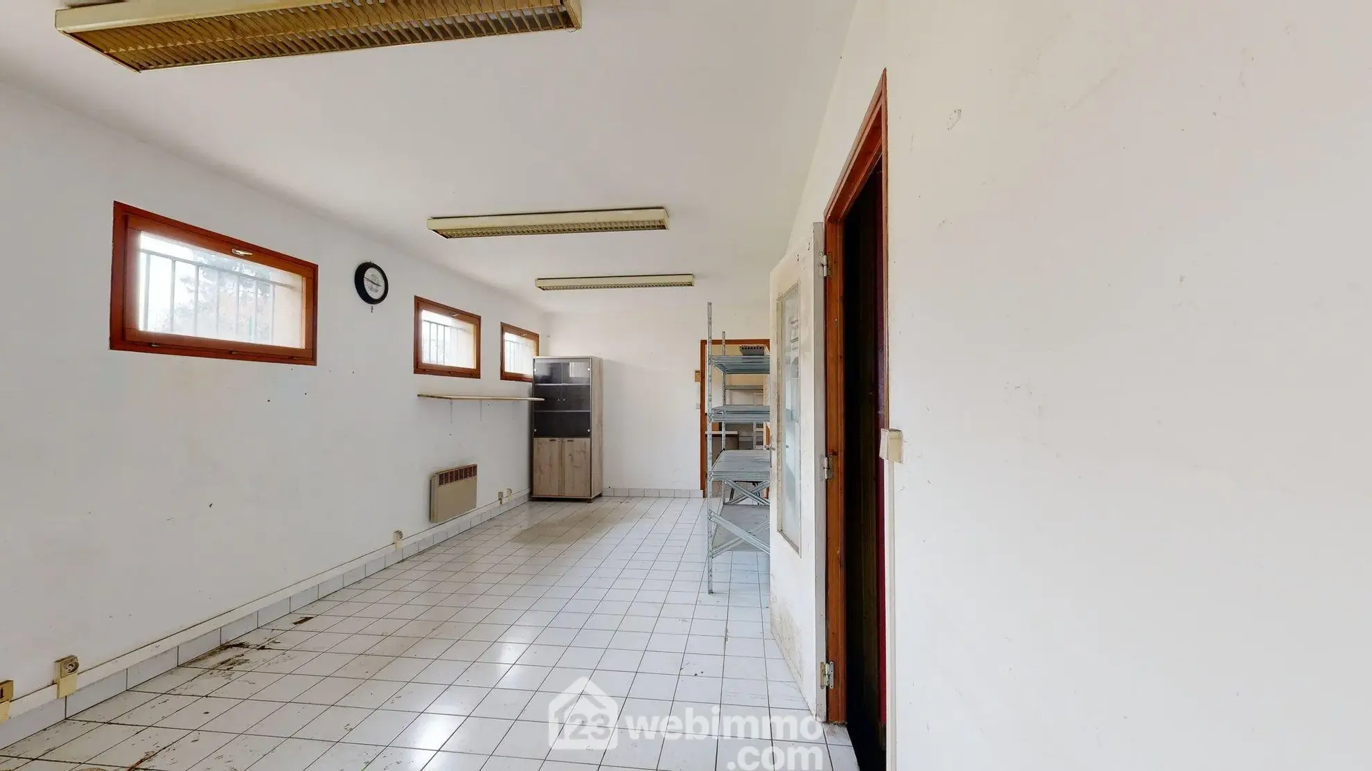 Vente d'un bâtiment industriel de 1326 m² à Thiescourt 