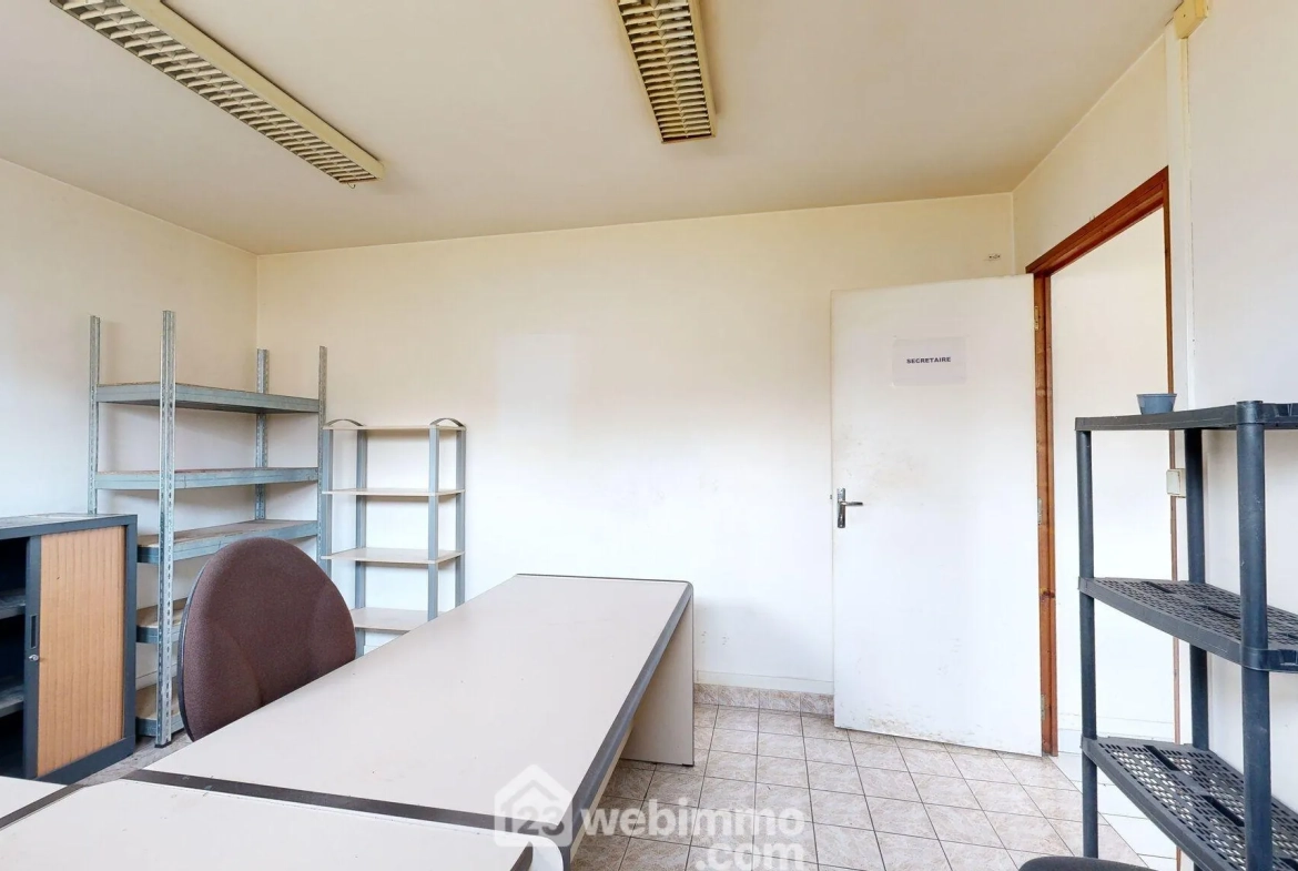 Vente d'un bâtiment industriel de 1326 m² à Thiescourt 