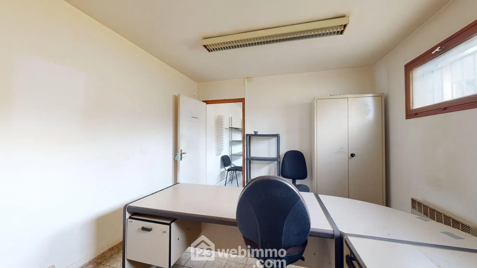 Vente d'un bâtiment industriel de 1326 m² à Thiescourt 