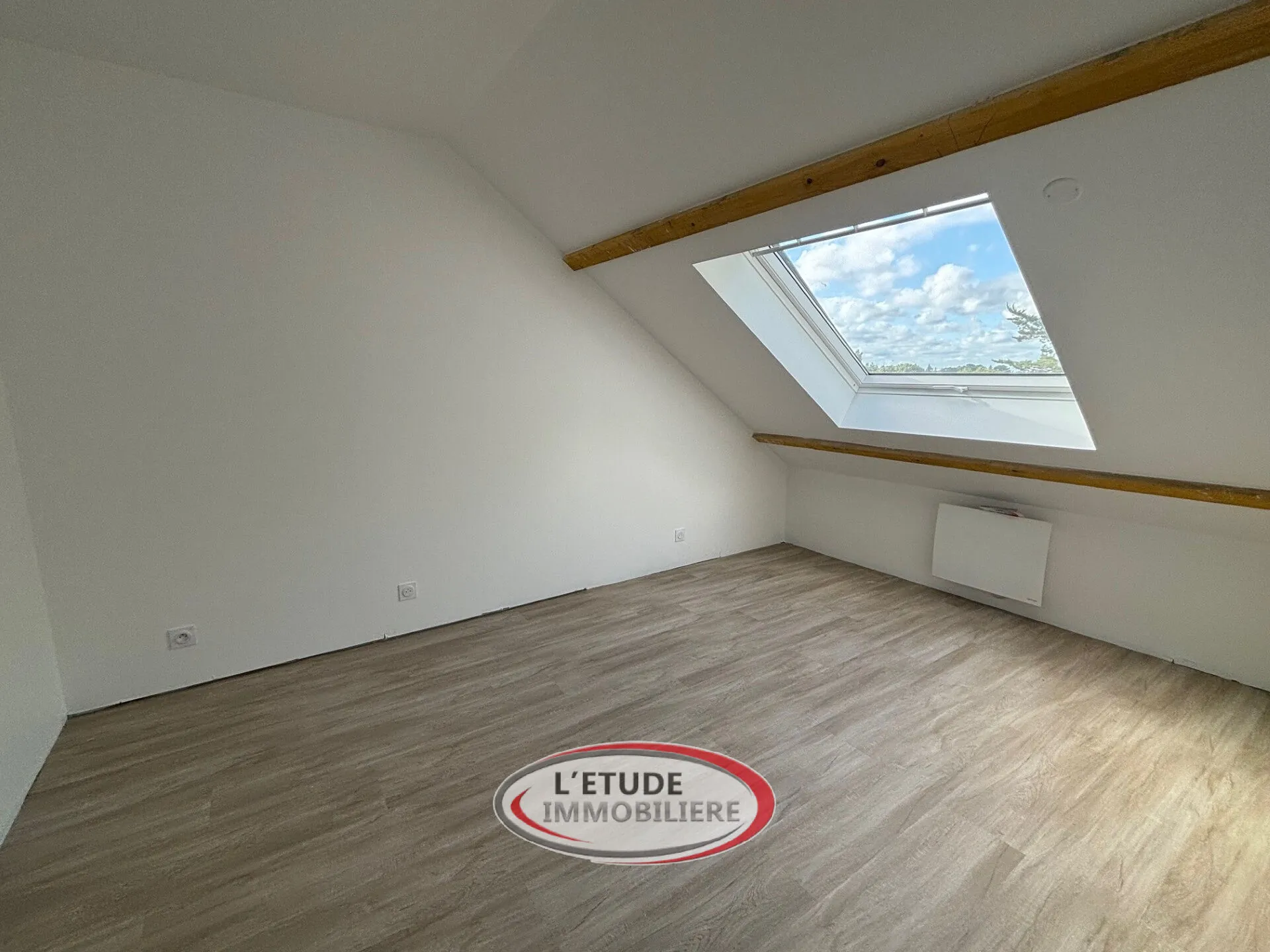 Appartement T2 rénové avec parking à Sautron, disponible en 2025 
