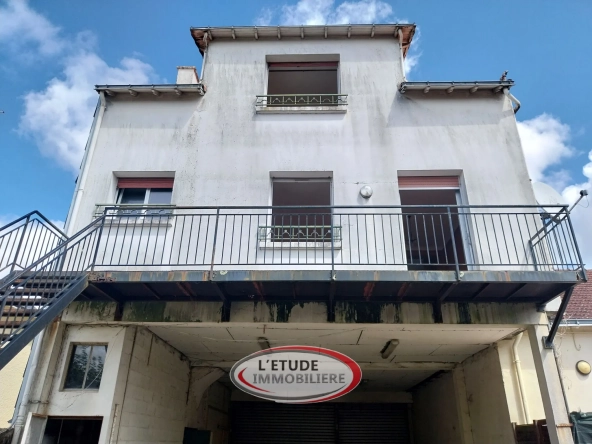 Maison à Sainte-Pazanne avec grand potentiel, 115 m² habitables