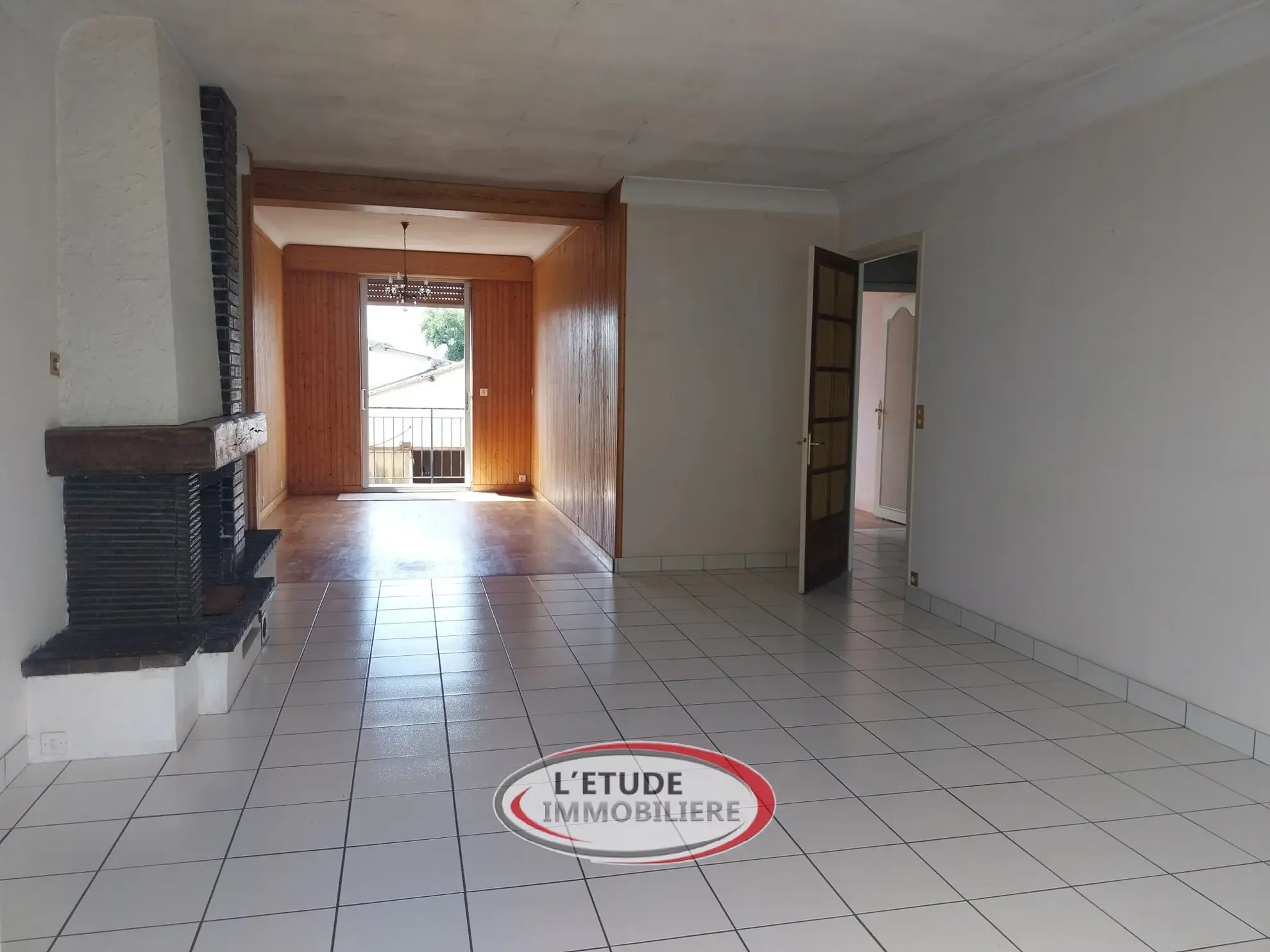 Maison à Sainte-Pazanne avec grand potentiel, 115 m² habitables 