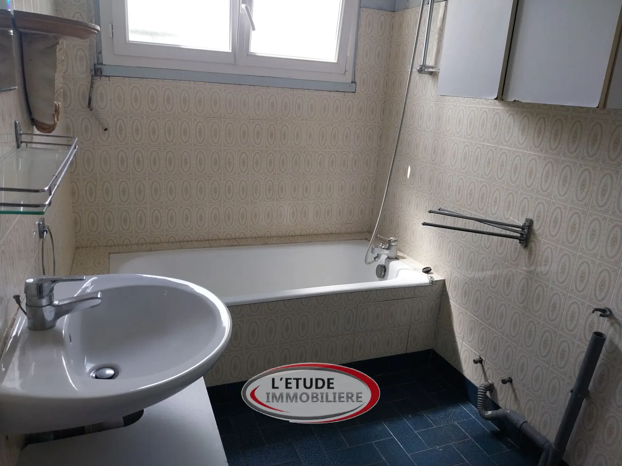 Maison à Sainte-Pazanne avec grand potentiel, 115 m² habitables 
