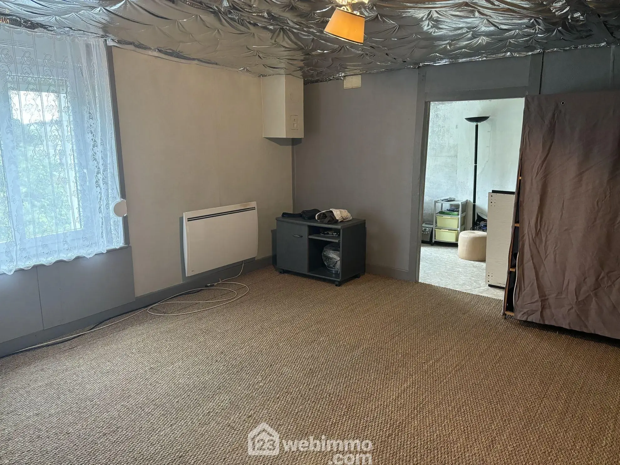 Maison à vendre de 75 m² avec grange sur terrain en herbe à Courouvre 