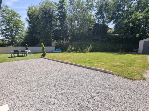 Villa neuve de 112 m² avec jardin à Briennon - Vente immobilière