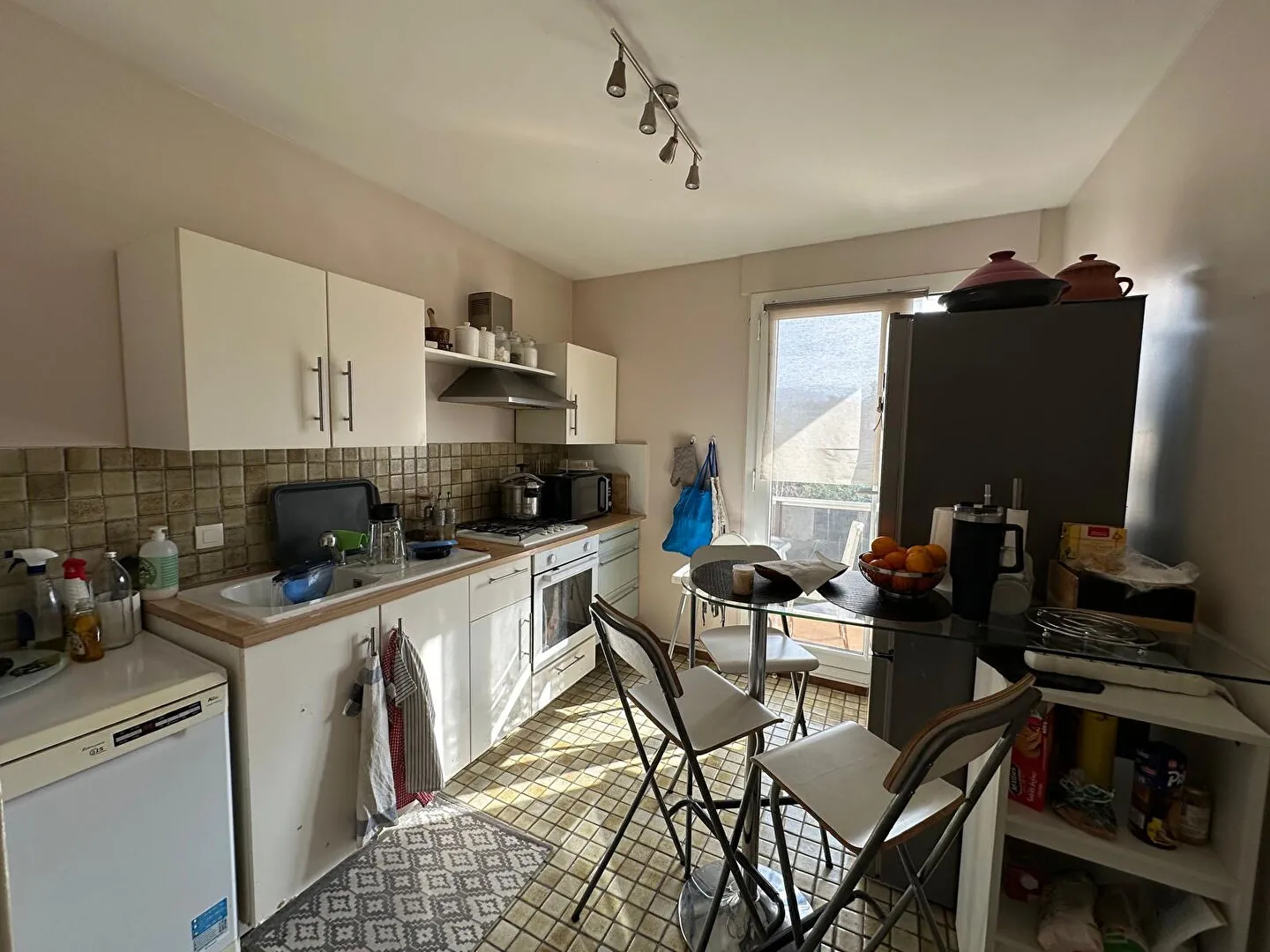 Appartement T3 à Saint Etienne avec Balcons, Cave et Garage - Investissement à Réaliser 