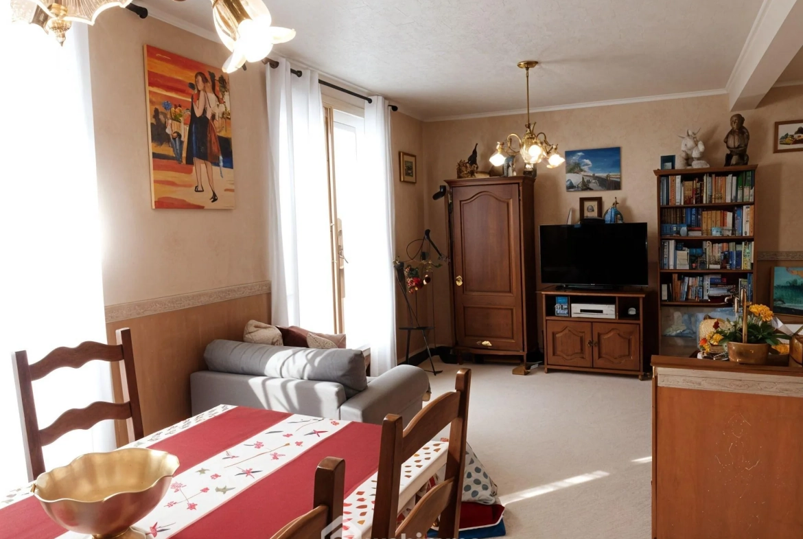 Maison jumelée 75 m² à Saint-Ouen-de-Thouberville avec garage et véranda 