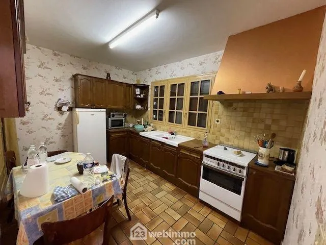 Villa 4 chambres avec sous-sol complet à Noyon, proche commodités 