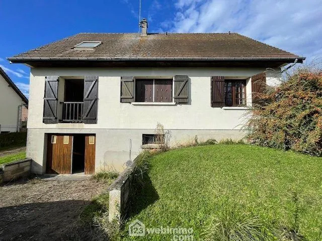 Villa 4 chambres avec sous-sol complet à Noyon, proche commodités 