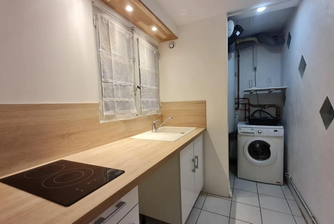 Charmante maison de ville à vendre à Avignon Sud Saint Ruf, 117 m² avec jardin et garage 
