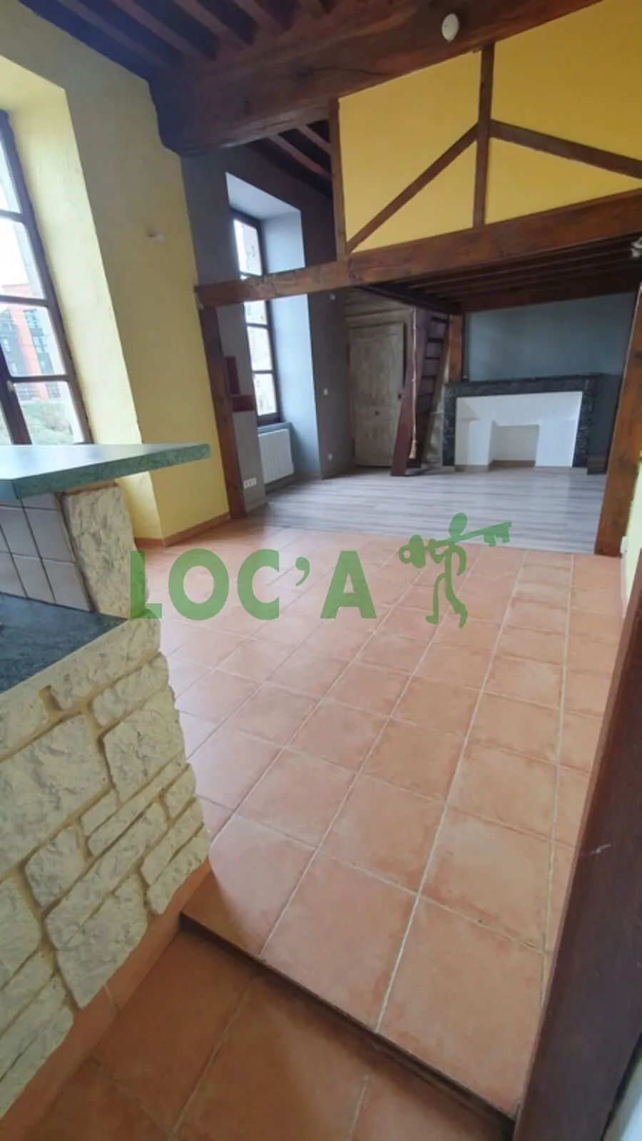 Appartement F1BIS de 30,33 m² à Dijon proche Cité Gastronomique et Gare 