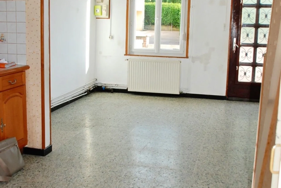 Maison en briques et silex à Fécamp, proche du port et de la gare 