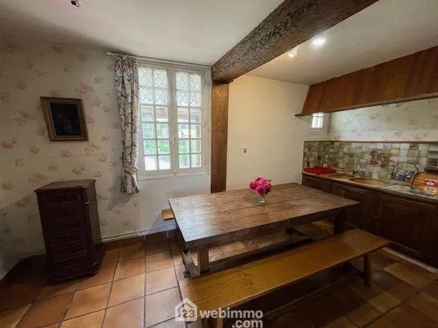 Maison de village en pierre avec studio et jardin à Carlepont 