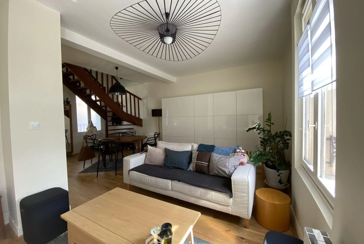 À vendre duplex lumineux de 78 m² à Rouen proche gare Rive Droite 