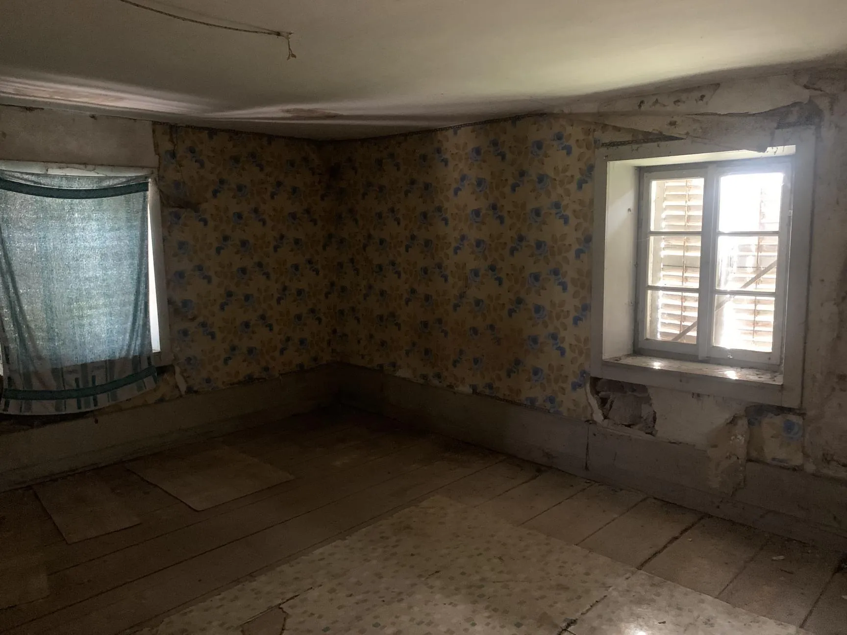 Grande ferme à rénover à Remiremont avec potentiel exceptionnel 