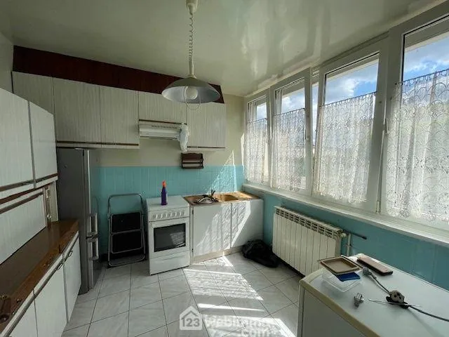Maison de ville à Noyon avec jardin – Opportunité à rénover 