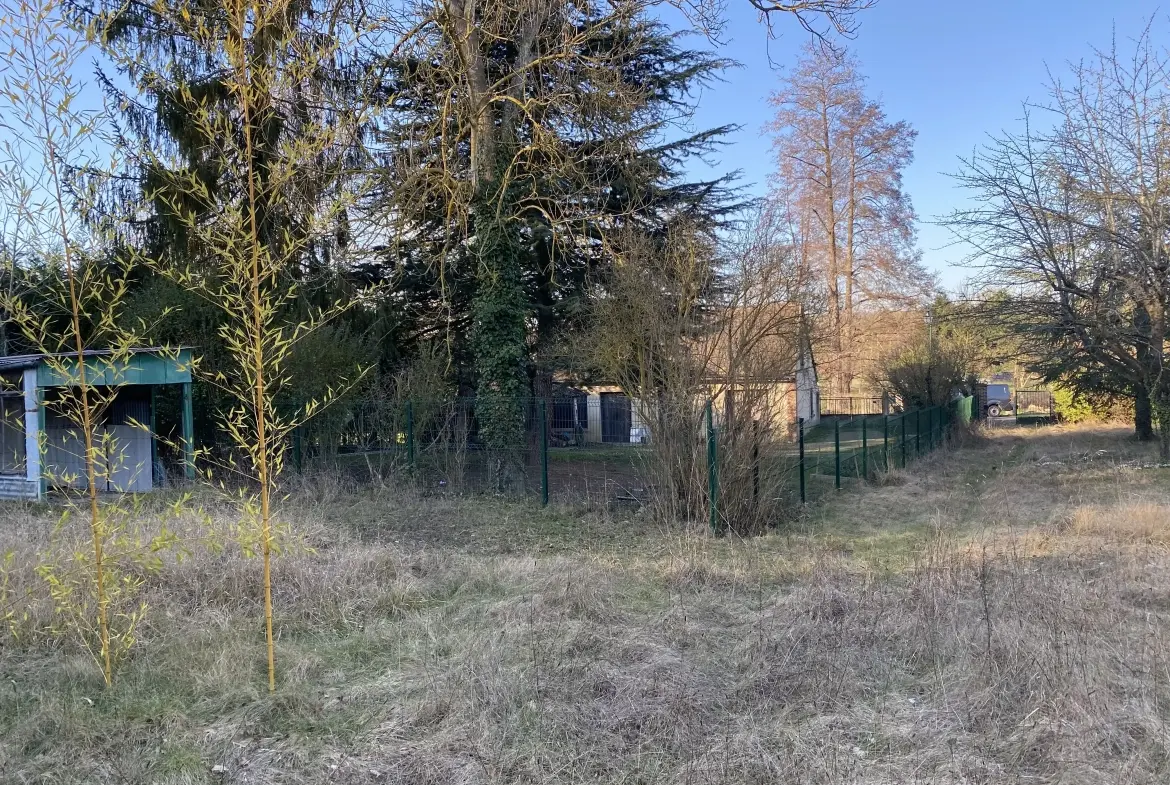 Terrain à bâtir de 285 m² à Dreux, proximité Vernouillet, idéal pour votre projet écologique 