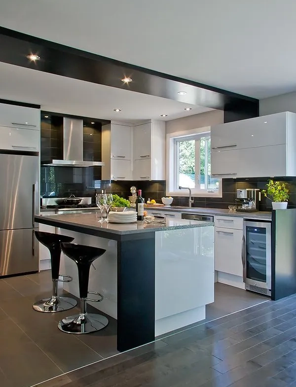 Maison familiale 3 chambres avec bureau et terrain de 1600 m² près de Pont-Audemer 