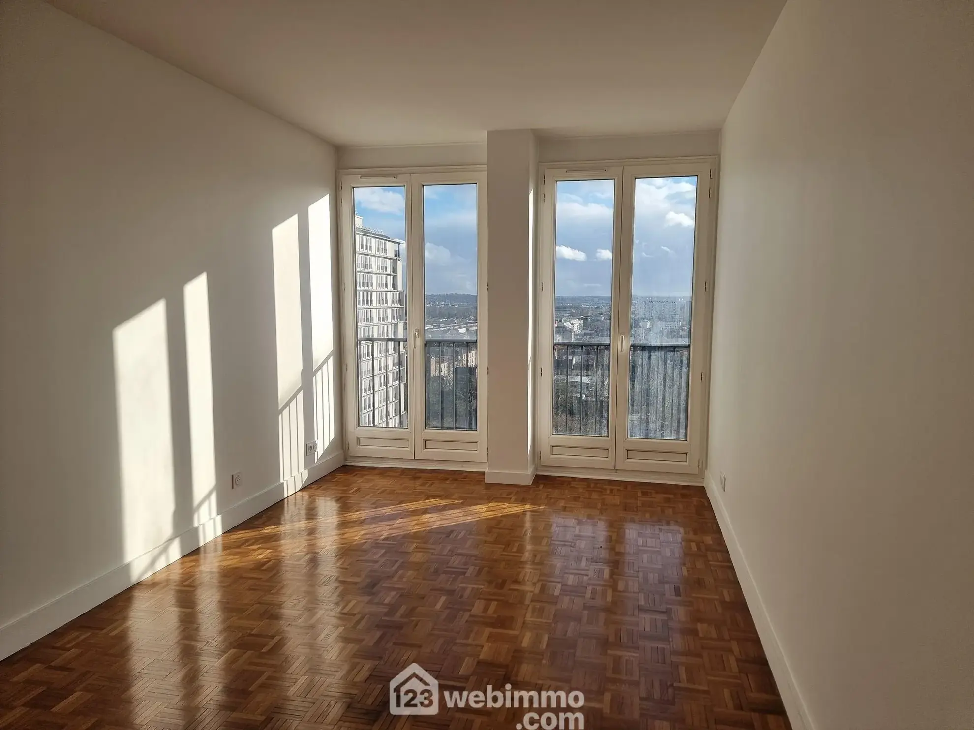 Appartement 4 pièces rénové de 76m² à Choisy-le-Roi avec cave et box 