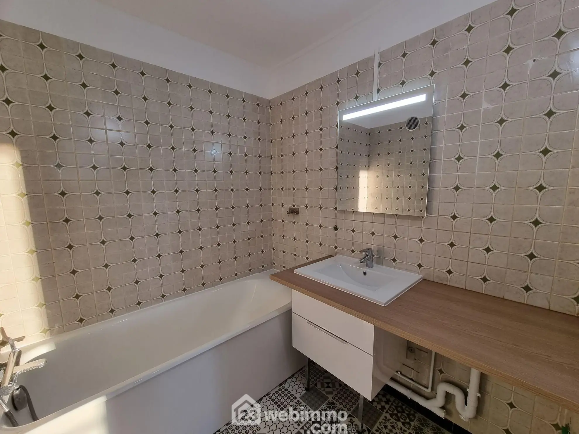 Appartement 4 pièces rénové de 76m² à Choisy-le-Roi avec cave et box 